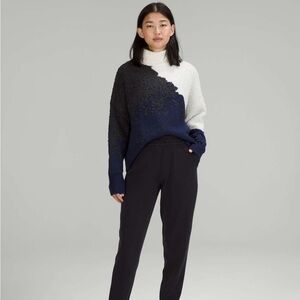 Lululemon Ombre Knit Textured Turtleneck Mineral Blue Bone Graphite size 10